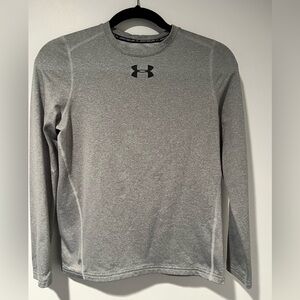 Under Armour Boys XL Cold Gear Long Sleeve Top